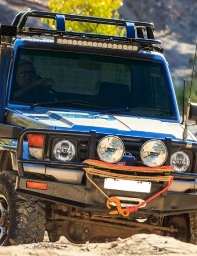 QUATTRO Elite HID Driving Light (Single Unit)