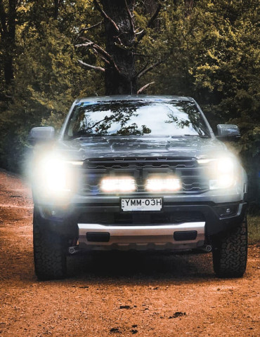 Next-Gen Ranger Raptor & Wildtrak Behind Grille Light Bar...